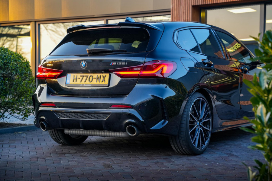 BMW 1-serie M135i xDrive High Executive Edition