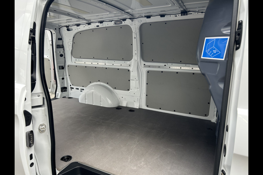 Mercedes-Benz Vito 116 CDI L3 Pro 2500KG Trekhaak / MBUX / Camera / Navigatie / Cruise control / Airco / Achterdeuren