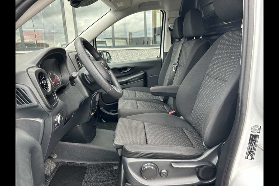 Mercedes-Benz Vito 116 CDI L3 Pro 2500KG Trekhaak / MBUX / Camera / Navigatie / Cruise control / Airco / Achterdeuren