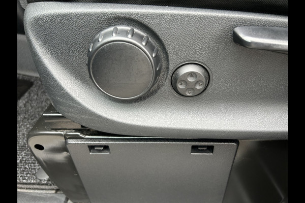 Mercedes-Benz Vito 116 CDI L3 Pro 2500KG Trekhaak / MBUX / Camera / Navigatie / Cruise control / Airco / Achterdeuren
