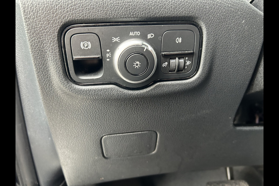 Mercedes-Benz Vito 116 CDI L3 Pro 2500KG Trekhaak / MBUX / Camera / Navigatie / Cruise control / Airco / Achterdeuren