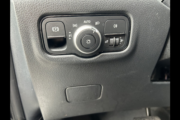 Mercedes-Benz Vito 116 CDI L3 Pro 2500KG Trekhaak / MBUX / Camera / Navigatie / Cruise control / Airco / Achterdeuren