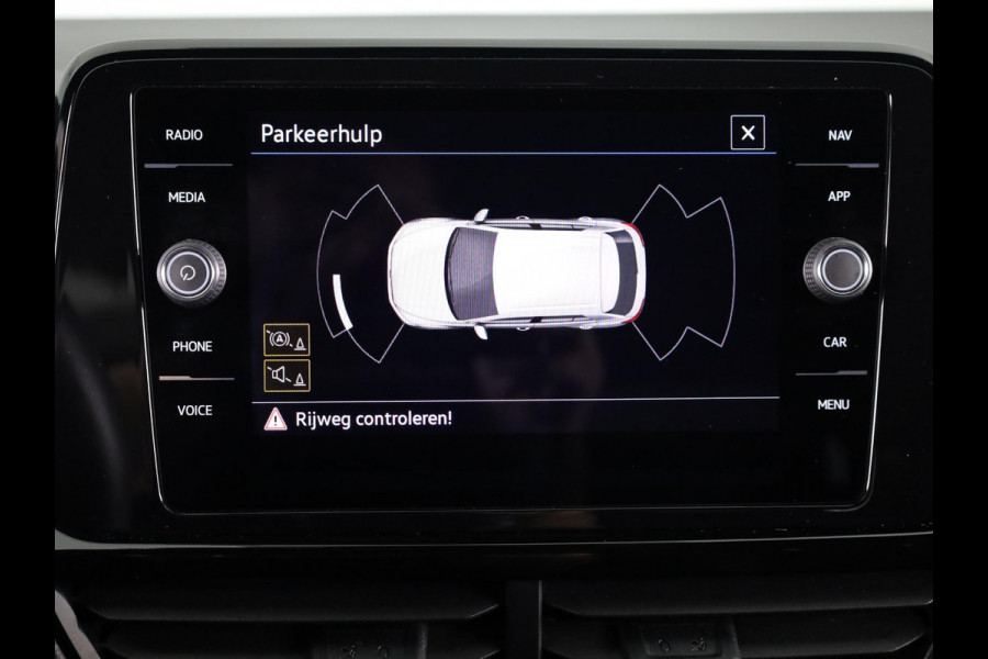Volkswagen T-Roc 1.0 TSI R-Line 110PK | Blackstyle | Navigatie via app | Stoelverwarming | Keyless entry |
