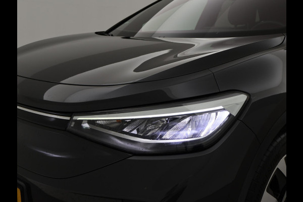 Volkswagen ID.4 First 77 kWh 1st EDITION + WEGKL. TREKHAAK | 20 INCH | CAMERA | STOELVERW. | APPLE CARPLAY
