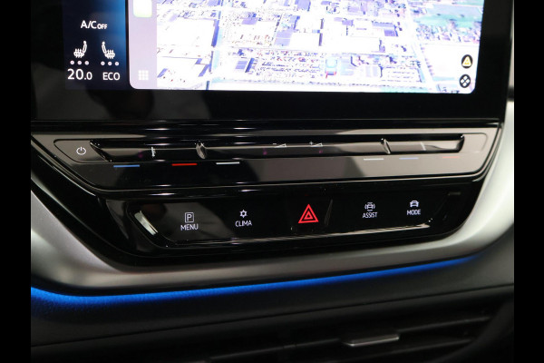 Volkswagen ID.4 First 77 kWh 1st EDITION + WEGKL. TREKHAAK | 20 INCH | CAMERA | STOELVERW. | APPLE CARPLAY