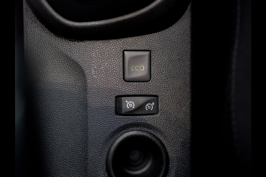 Renault Captur 1.2 TCe Intens | Trekhaak afnb. | Dodehoek sensoren | Camera | PDC V&A | Prijs Rijklaar!!