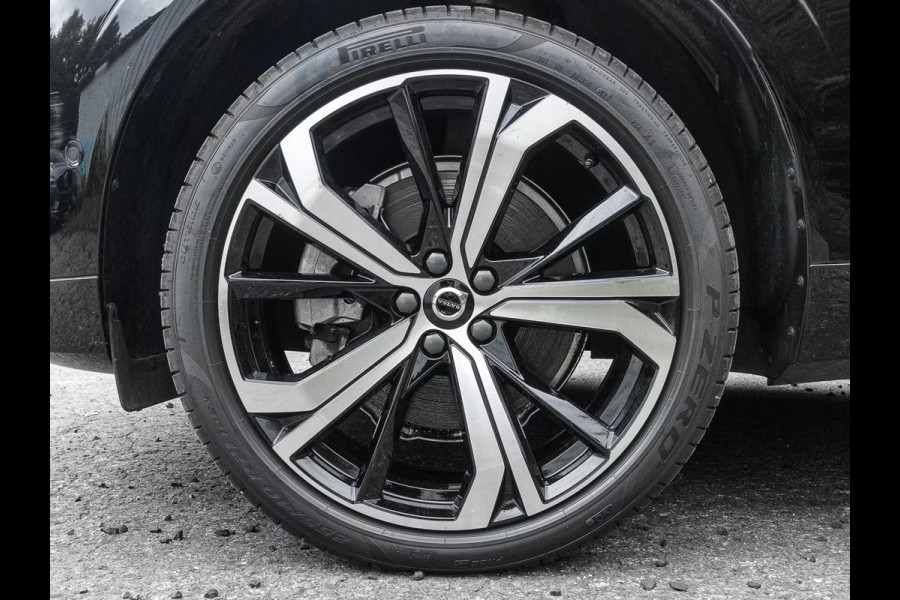 Volvo XC60 2.0 T8 Plug-in hybrid AWD ULTRA Dark (335kW/455PK) FULL OPTION (PANO / TREKH) ** 1e EIG - Ex VOLVO ** INFORMEER OOK NAAR ONZE AANTREKKELIJKE FINANCIAL-LEASE TARIEVEN **