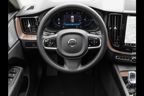 Volvo XC60 2.0 T8 Plug-in hybrid AWD ULTRA Dark (335kW/455PK) FULL OPTION (PANO / TREKH) ** 1e EIG - Ex VOLVO ** INFORMEER OOK NAAR ONZE AANTREKKELIJKE FINANCIAL-LEASE TARIEVEN **