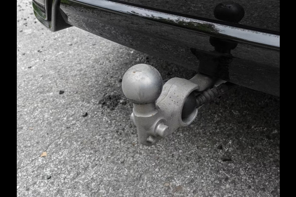 Volvo XC60 2.0 T8 Plug-in hybrid AWD ULTRA Dark (335kW/455PK) FULL OPTION (PANO / TREKH) ** 1e EIG - Ex VOLVO ** INFORMEER OOK NAAR ONZE AANTREKKELIJKE FINANCIAL-LEASE TARIEVEN **