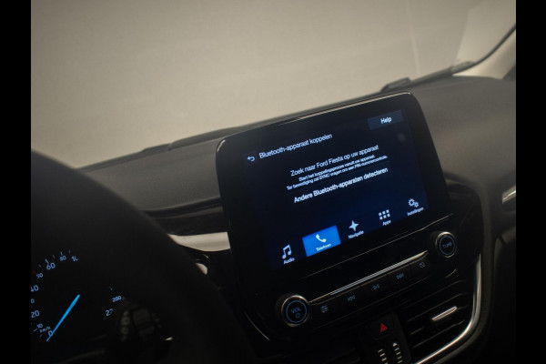 Ford Fiesta 1.1 Sport (APPLE CARPLAY,NAVI,LED,PDC,LANE ASSIST,DAB,BLUETOOTH,SPORTSTOELEN,LM VELGEN,NIEUWE APK,NETTE STAAT)