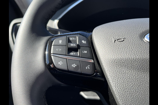 Ford Kuga 2.5 PHEV Titanium 243pk | Nieuw model | Adaptive cruise control | Winter pack | 2.100 kg trekgewicht | Garantie tot januari 2028 of 100.000 KM