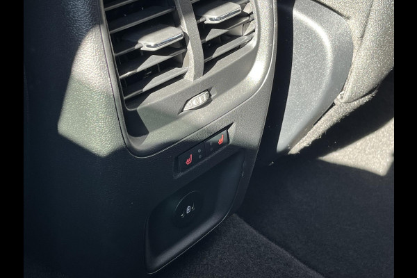 Ford Kuga 2.5 PHEV Titanium 243pk | Nieuw model | Adaptive cruise control | Winter pack | 2.100 kg trekgewicht | Garantie tot januari 2028 of 100.000 KM