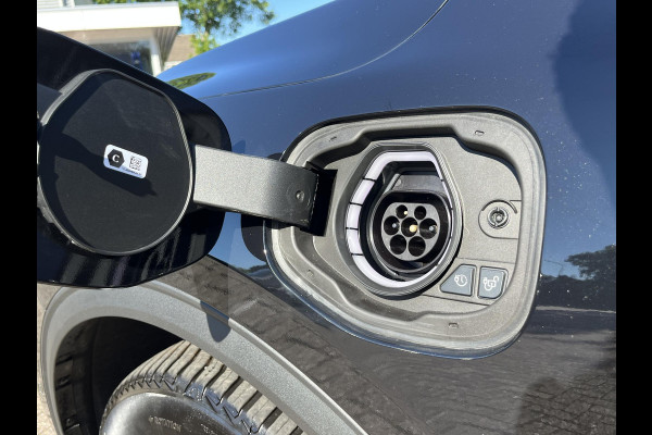 Ford Kuga 2.5 PHEV Titanium 243pk | Nieuw model | Adaptive cruise control | Winter pack | 2.100 kg trekgewicht | Garantie tot januari 2028 of 100.000 KM