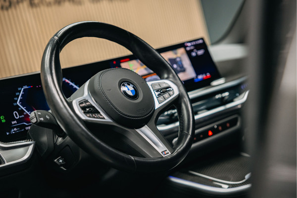 BMW X5 xDrive50e | Luxe stoelen | Luchtvering | Dravit Grau | Trekhaak | Stuur en stoelverwarming | Harman/Kardon |