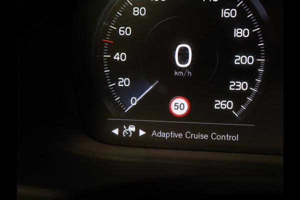 Volvo V60 2.0 B3 Inscription [TREKHAAK INKLAPBAAR, MEMORY SEAT, HARMAN/KARDON, APPLE CARPLAY, ANDROID, STUURVERWARMING, CAMERA, ADAPTIVE CRUISE, STOELVERWARMING, VOL LEDER, PDC V+A, CLIMATE, NIEUWSTAAT]