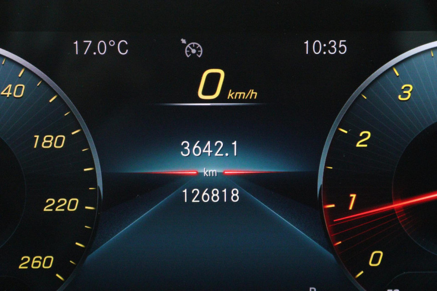 Mercedes-Benz A-Klasse 180 Business Solution Luxury (PANORAMADAK, TREKHAAK, STOELVERWARMING, ELEKTR STOELEN, SFEERVERLICHTING)