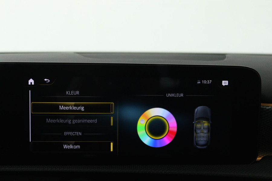 Mercedes-Benz A-Klasse 180 Business Solution Luxury (PANORAMADAK, TREKHAAK, STOELVERWARMING, ELEKTR STOELEN, SFEERVERLICHTING)