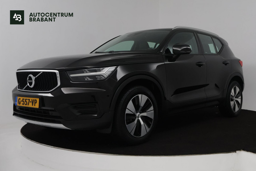Volvo XC40 1.5 T3 R-Design (TREKHAAK, DIGITALE COCKPIT, PARKEERSENSOREN, AUTOMAAT, NAVIGATIE CARPLAY)