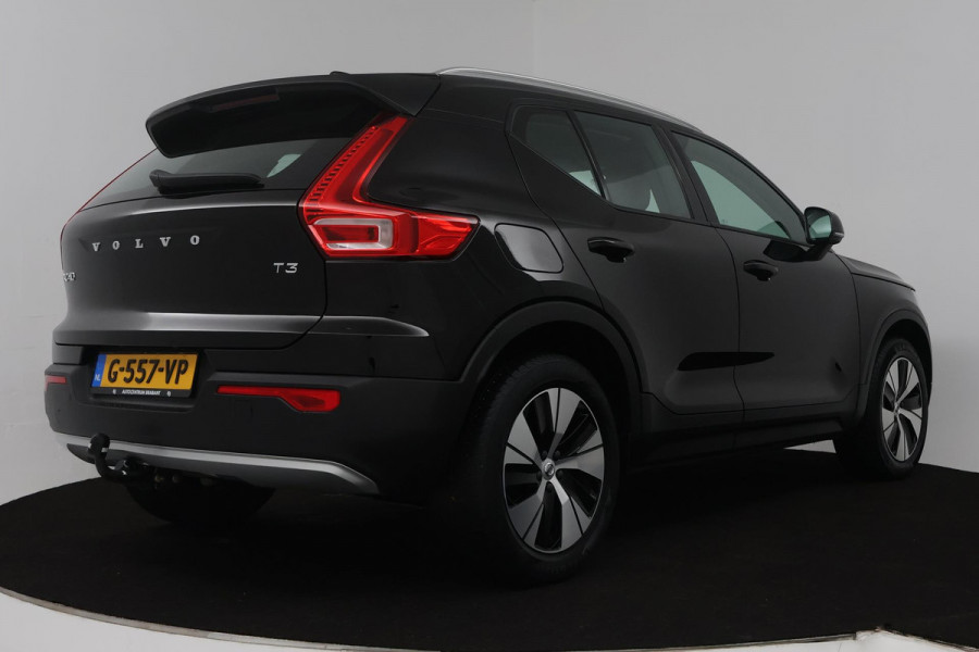 Volvo XC40 1.5 T3 R-Design (TREKHAAK, DIGITALE COCKPIT, PARKEERSENSOREN, AUTOMAAT, NAVIGATIE CARPLAY)