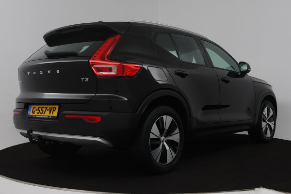 Volvo XC40 1.5 T3 R-Design (TREKHAAK, DIGITALE COCKPIT, PARKEERSENSOREN, AUTOMAAT, NAVIGATIE CARPLAY)