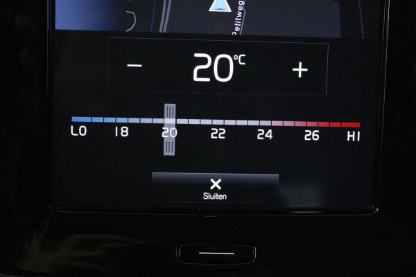 Volvo XC40 1.5 T3 R-Design (TREKHAAK, DIGITALE COCKPIT, PARKEERSENSOREN, AUTOMAAT, NAVIGATIE CARPLAY)