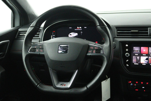 Seat Ibiza 1.0 TSI FR Business Intense (DIGITALE COCKPIT, NAVIGATIE, ACHTERUITRIJCAMERA, PARKEERSENSOREN, CRUISE CONTROL)