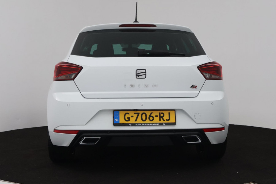Seat Ibiza 1.0 TSI FR Business Intense (DIGITALE COCKPIT, NAVIGATIE, ACHTERUITRIJCAMERA, PARKEERSENSOREN, CRUISE CONTROL)