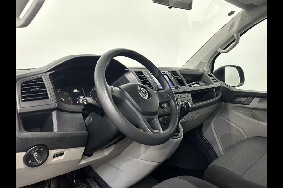 Volkswagen Transporter T6 L2H1 102pk Dubbele cabine Airco Cruise control Trekhaak Euro6 Bluetooth