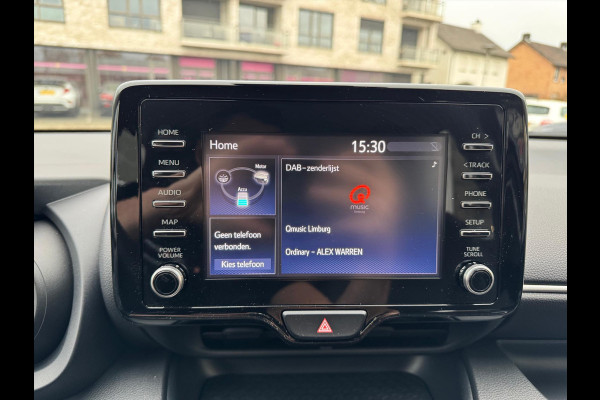 Toyota Yaris 1.5 Hybrid Dynamic | Eerste eigenaar, Oxyde Bronze,16 inch, LED, Privacy Glass, Apple CarPlay/Android Auto, Weinig KM!