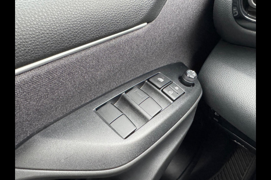 Toyota Yaris 1.5 Hybrid Dynamic | Eerste eigenaar, Oxyde Bronze,16 inch, LED, Privacy Glass, Apple CarPlay/Android Auto, Weinig KM!