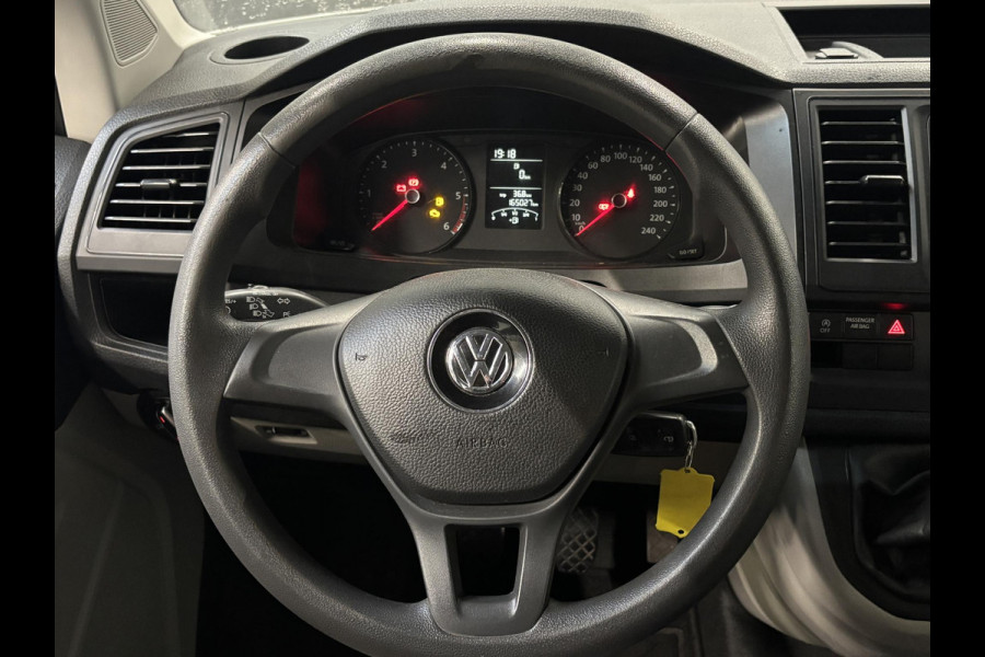 Volkswagen Transporter T6 L2H1 102pk Dubbele cabine Airco Cruise control Trekhaak Euro6 Bluetooth