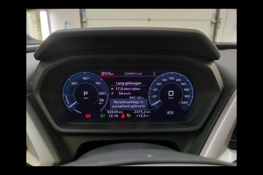 Audi Q4 e-tron 35 Launch edition 55 kWh | 170 PK | 92.639km |