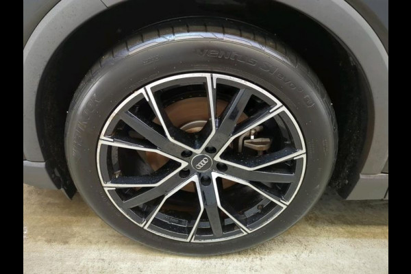 Audi Q4 e-tron 35 Launch edition 55 kWh | 170 PK | 92.639km |