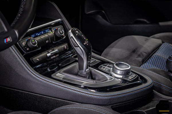 BMW 2 Serie Active Tourer 218i|M-sport|NAP|Cam|Pano|HIFI|Trek