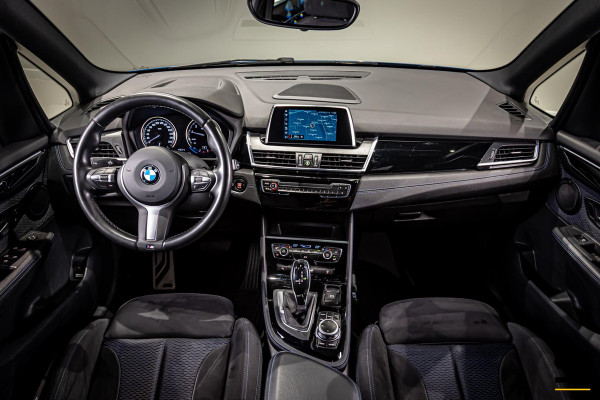 BMW 2 Serie Active Tourer 218i|M-sport|NAP|Cam|Pano|HIFI|Trek