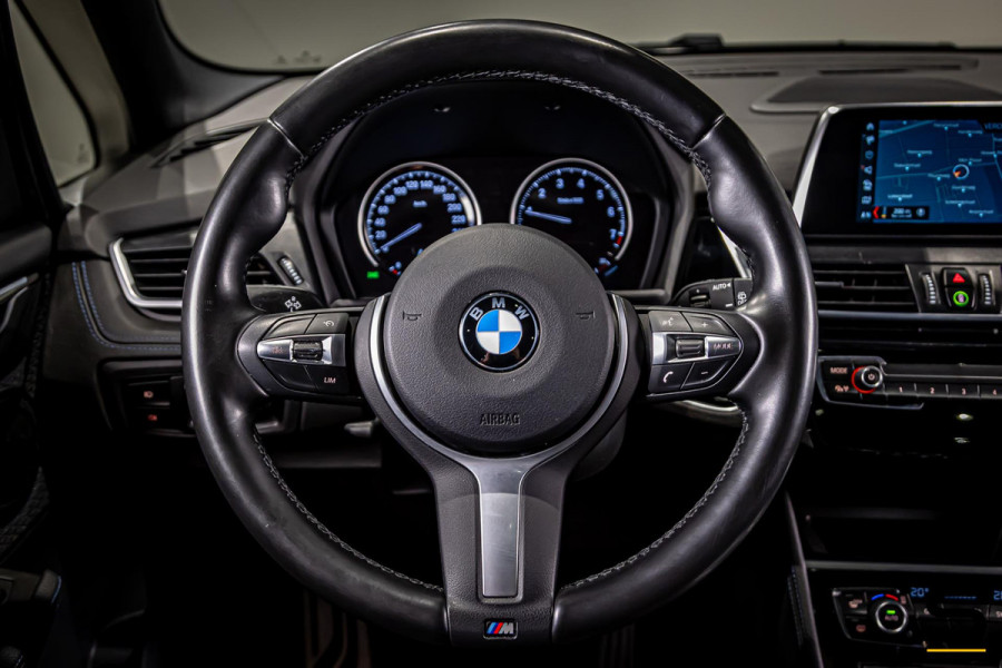 BMW 2 Serie Active Tourer 218i|M-sport|NAP|Cam|Pano|HIFI|Trek