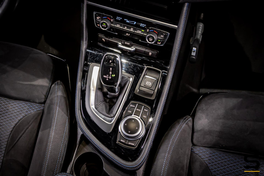 BMW 2 Serie Active Tourer 218i|M-sport|NAP|Cam|Pano|HIFI|Trek