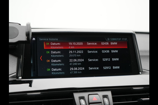 BMW X1 xDrive25e Sportline Plug In Hybrid 221pk Dealer O.H. PHEV | Trekhaak | Camera | Sfeerverlichting | Keyless | Sportstoelen Verwarmd | LED Koplampen | Cruise Control | Navigatie | DAB |