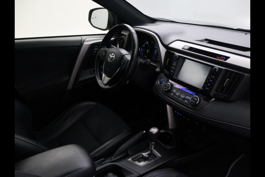 Toyota RAV4 2.5 HYBRID AWD 4WD AUT. DYNAMIC + TREKHAAK 1650 KG | ADAPTIVE CRUISE | CAMERA | STOELVERW. | 18 INCH
