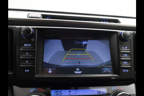 Toyota RAV4 2.5 HYBRID AWD 4WD AUT. DYNAMIC + TREKHAAK 1650 KG | ADAPTIVE CRUISE | CAMERA | STOELVERW. | 18 INCH