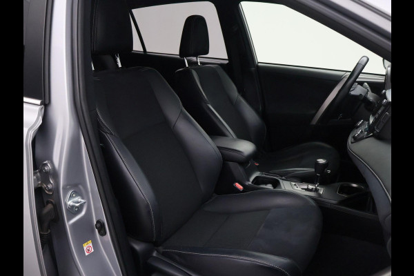 Toyota RAV4 2.5 HYBRID AWD 4WD AUT. DYNAMIC + TREKHAAK 1650 KG | ADAPTIVE CRUISE | CAMERA | STOELVERW. | 18 INCH