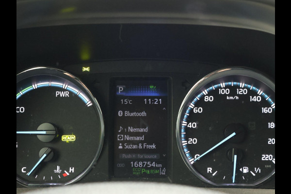Toyota RAV4 2.5 HYBRID AWD 4WD AUT. DYNAMIC + TREKHAAK 1650 KG | ADAPTIVE CRUISE | CAMERA | STOELVERW. | 18 INCH