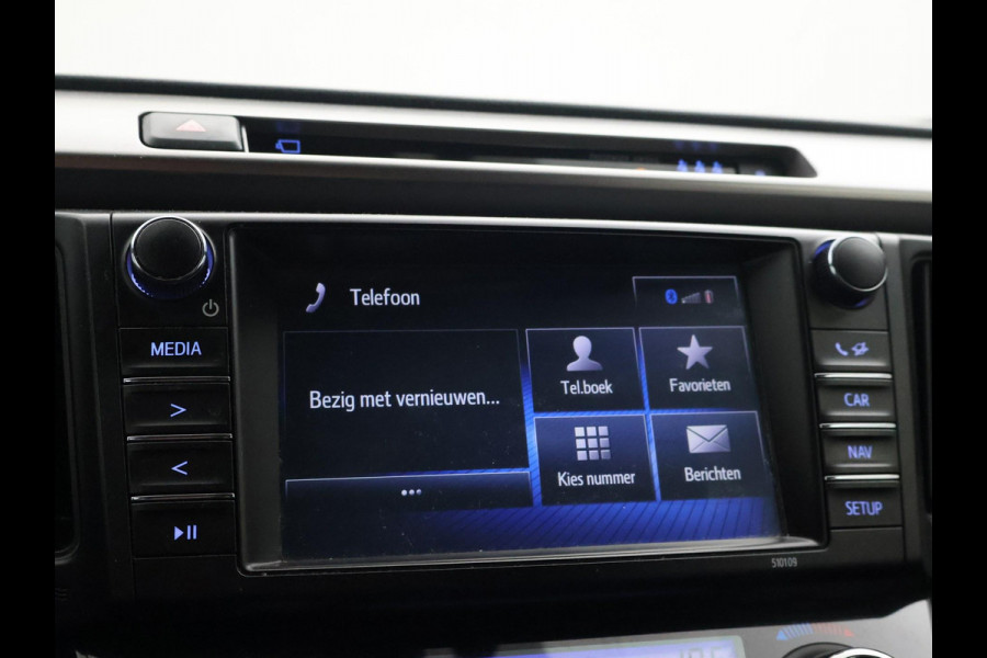 Toyota RAV4 2.5 HYBRID AWD 4WD AUT. DYNAMIC + TREKHAAK 1650 KG | ADAPTIVE CRUISE | CAMERA | STOELVERW. | 18 INCH