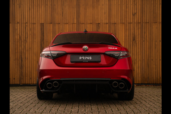 Alfa Romeo Giulia 2.9 V6 Quadrifoglio MY25 | Facelift | Carbon stoelen | Akrapovic | Harman/Kardon