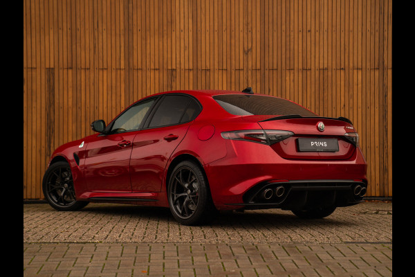 Alfa Romeo Giulia 2.9 V6 Quadrifoglio MY25 | Facelift | Carbon stoelen | Akrapovic | Harman/Kardon