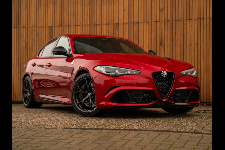 Alfa Romeo Giulia 2.9 V6 Quadrifoglio MY25 | Facelift | Carbon stoelen | Akrapovic | Harman/Kardon