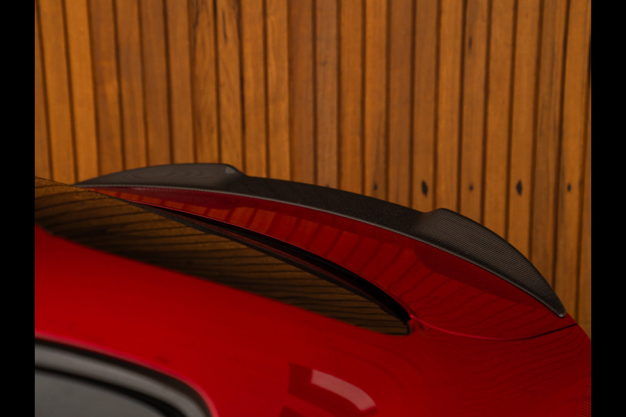 Alfa Romeo Giulia 2.9 V6 Quadrifoglio MY25 | Facelift | Carbon stoelen | Akrapovic | Harman/Kardon