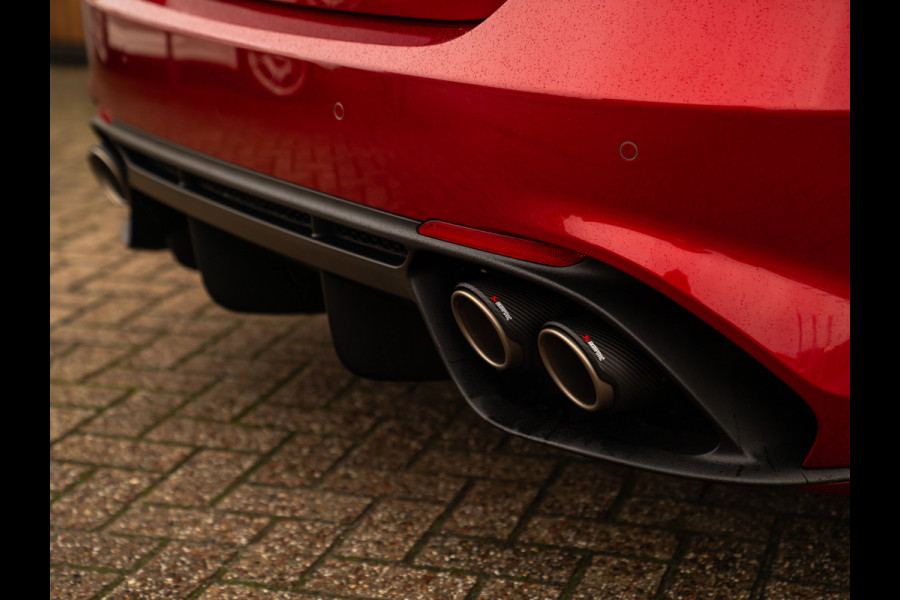 Alfa Romeo Giulia 2.9 V6 Quadrifoglio MY25 | Facelift | Carbon stoelen | Akrapovic | Harman/Kardon