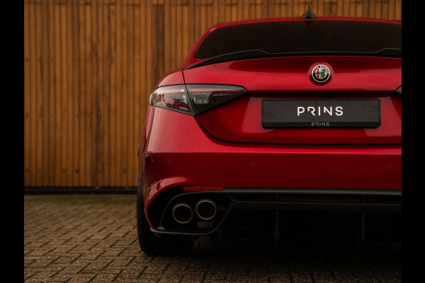 Alfa Romeo Giulia 2.9 V6 Quadrifoglio MY25 | Facelift | Carbon stoelen | Akrapovic | Harman/Kardon