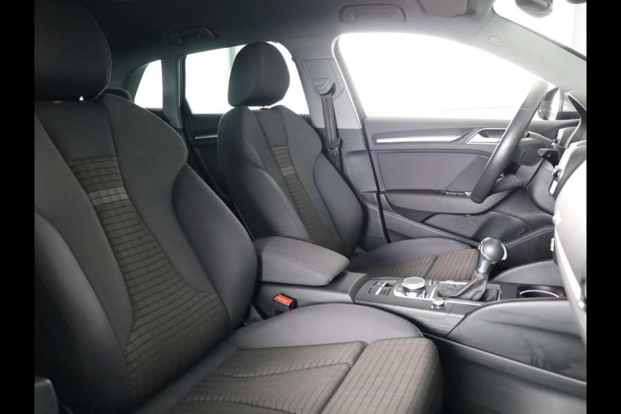 Audi A3 Sportback 40 e-tron Advance Sport 204pk | Navigatie | Virtual Cockpit | 17 inch lichtmetalen velgen | Adaptieve cruise control